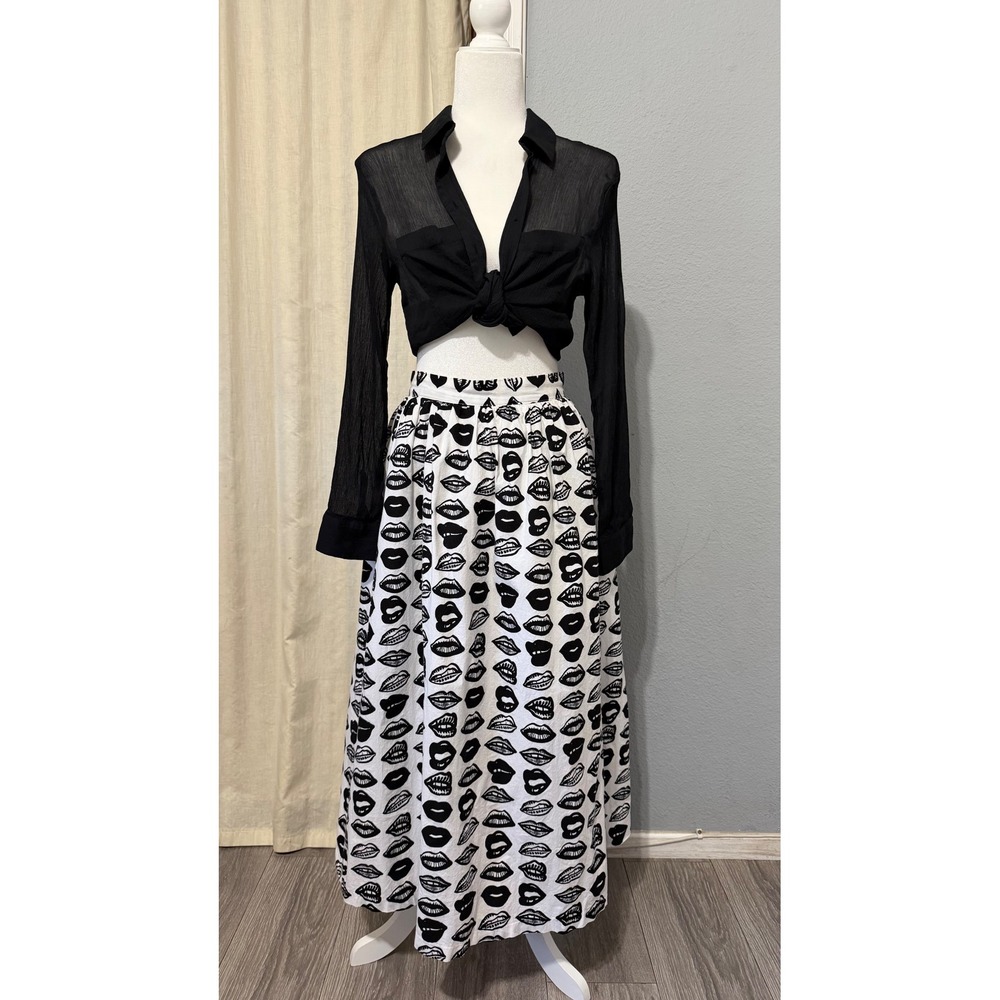 Novelty Maxi Skirt Size 2 Lips Print Black White High Waist Statement Korea Made - Picture 11 of 16